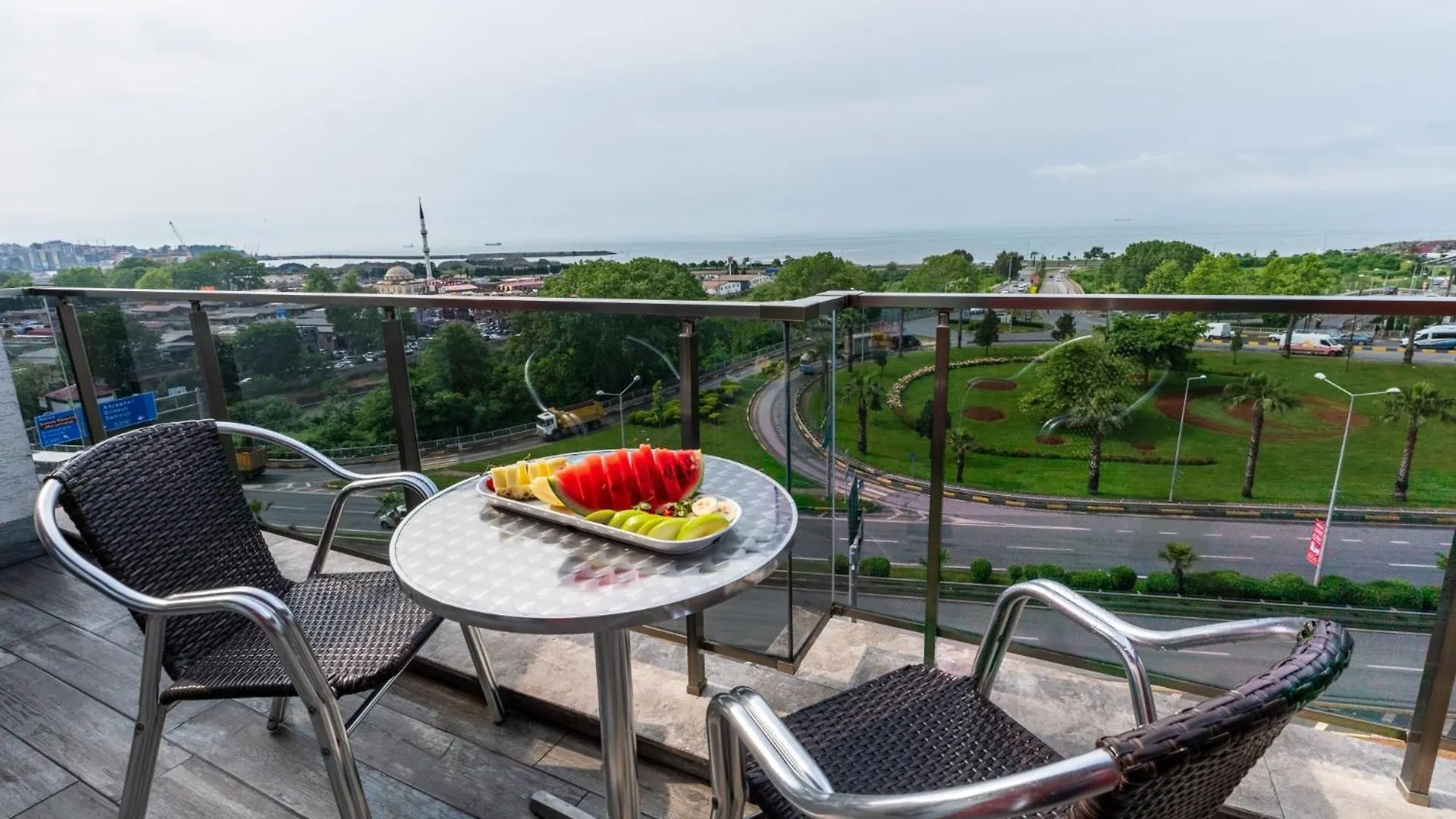 Emay Otel Трабзон Отель